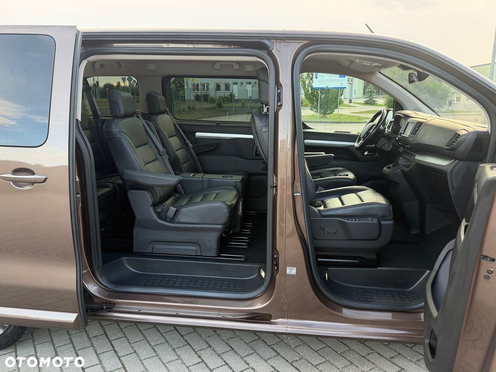 Toyota Proace Verso 2,0-l-D-4D L1 (7-Si.) Autm Executive - 36