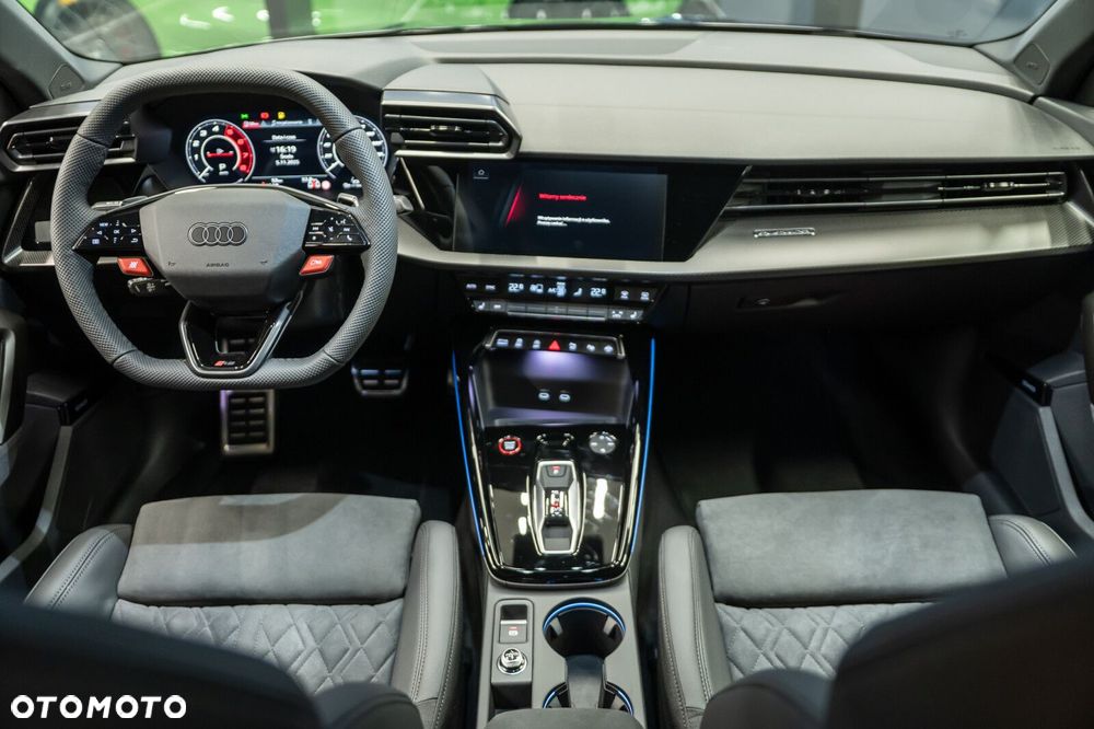 Audi RS3 Sportback - 15