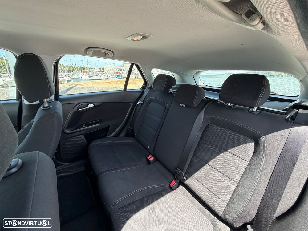 Fiat Tipo Station Wagon 1.3 M-Jet Lounge Tech - 12