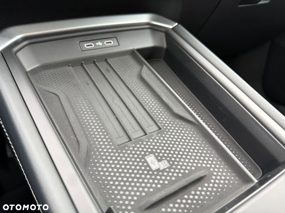 Volkswagen T-Roc 1.5 eTSI Style DSG - 41