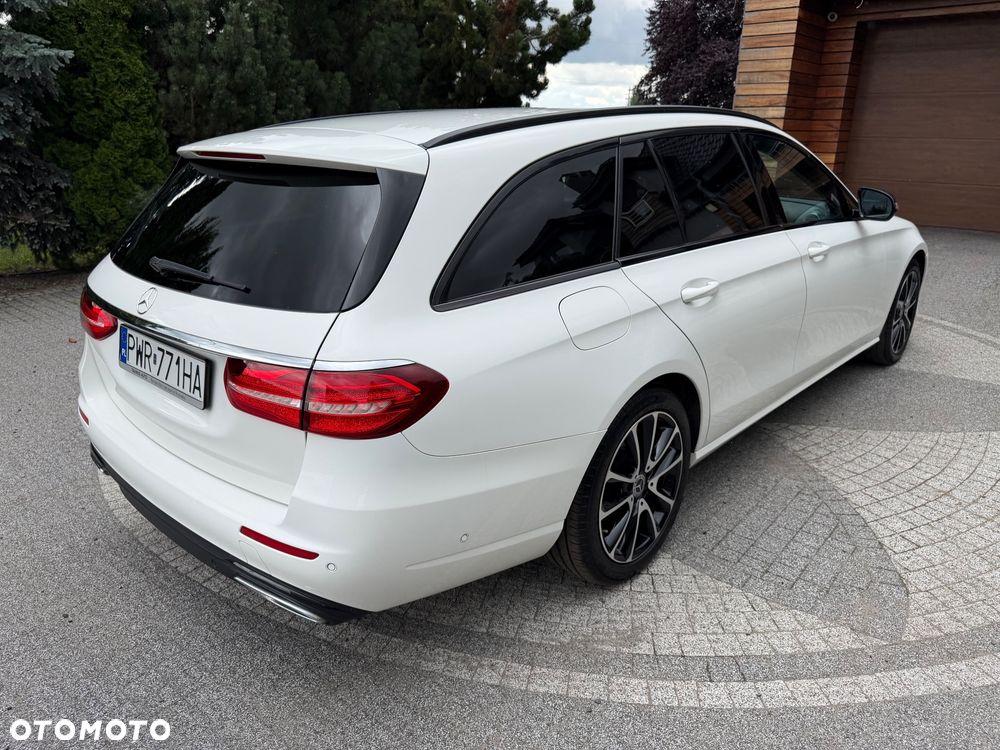 Mercedes-Benz Klasa E 220 d 9G-TRONIC - 13