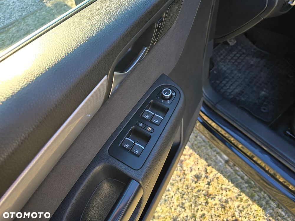 Volkswagen Sharan 2.0 TDI DPF Highline - 32