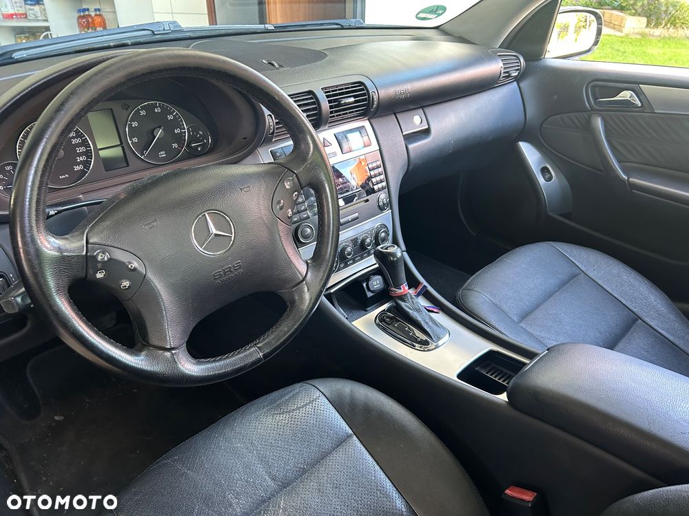 Mercedes-Benz Klasa C 200 Kompressor Automatik Avantgarde Sport Edition - 10