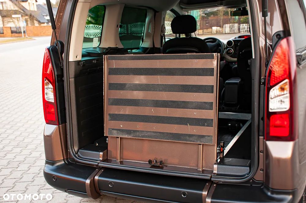 Peugeot Partner - 26