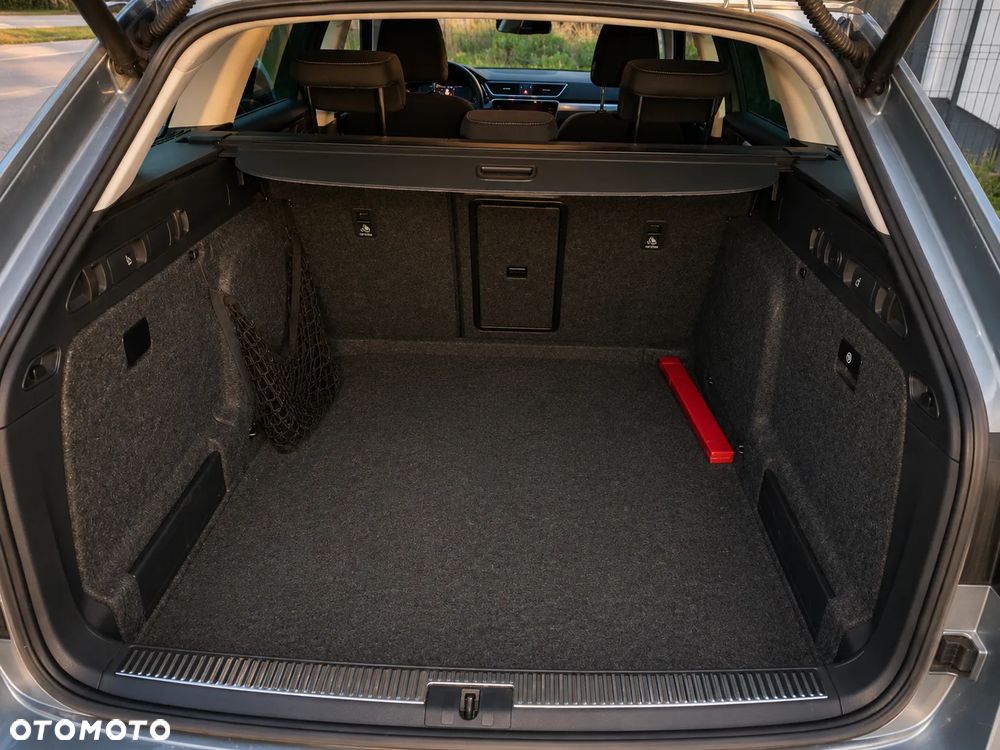 Skoda Superb 2.0 TDI SCR Style DSG - 18