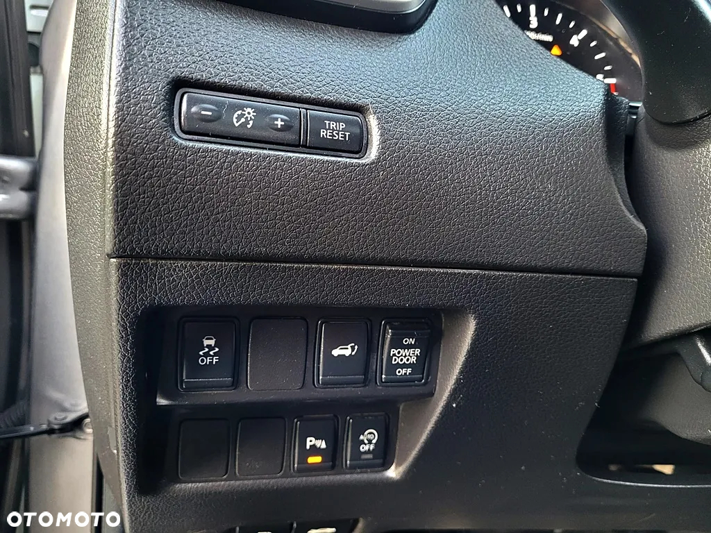 Nissan X-Trail 1.6 DCi Tekna 2WD - 31