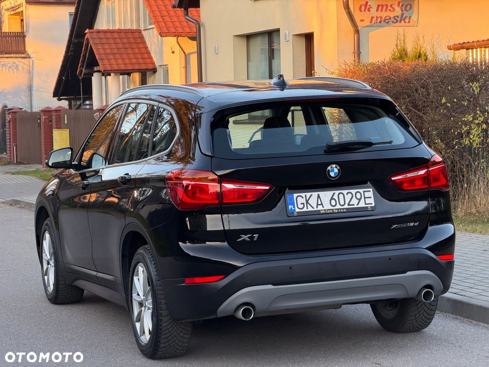 BMW X1 xDrive18d xLine - 12