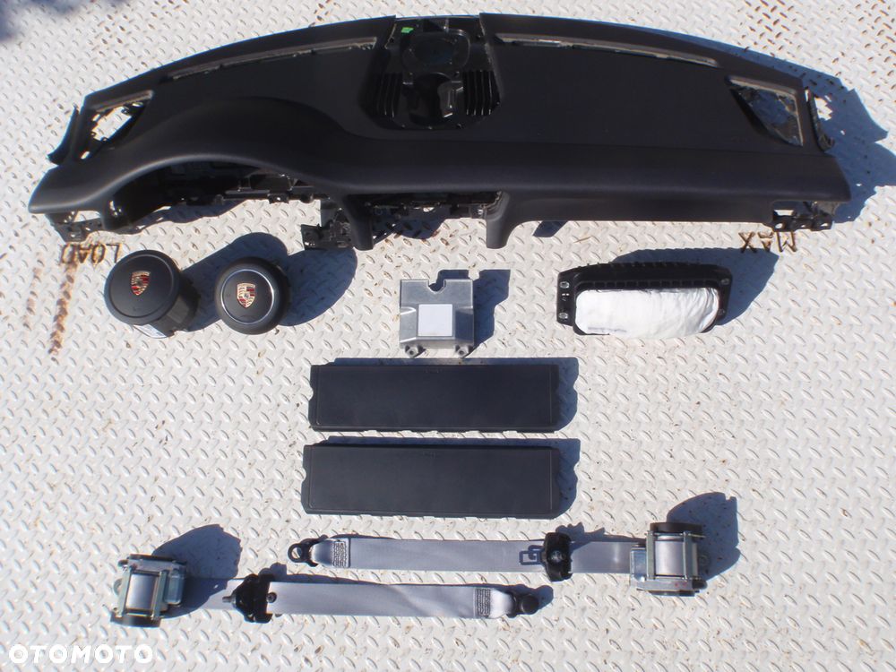 PORSCHE CARRERA 911 991 992 996 997 DESKA KONSOLA KOKPIT PULPIT PÓŁKA PARAPET PODUSZKI PODUSZKA KURTYNA FOTELA W FOTEL  DASHBOARD SEATBELTS AIRBAG KIEROWCY PASAŻERA KOLAN KOLANOWE KOLANO PASY PAS KAPOTAŻ naprawa regeneracja SZARA !!!!!! - 34