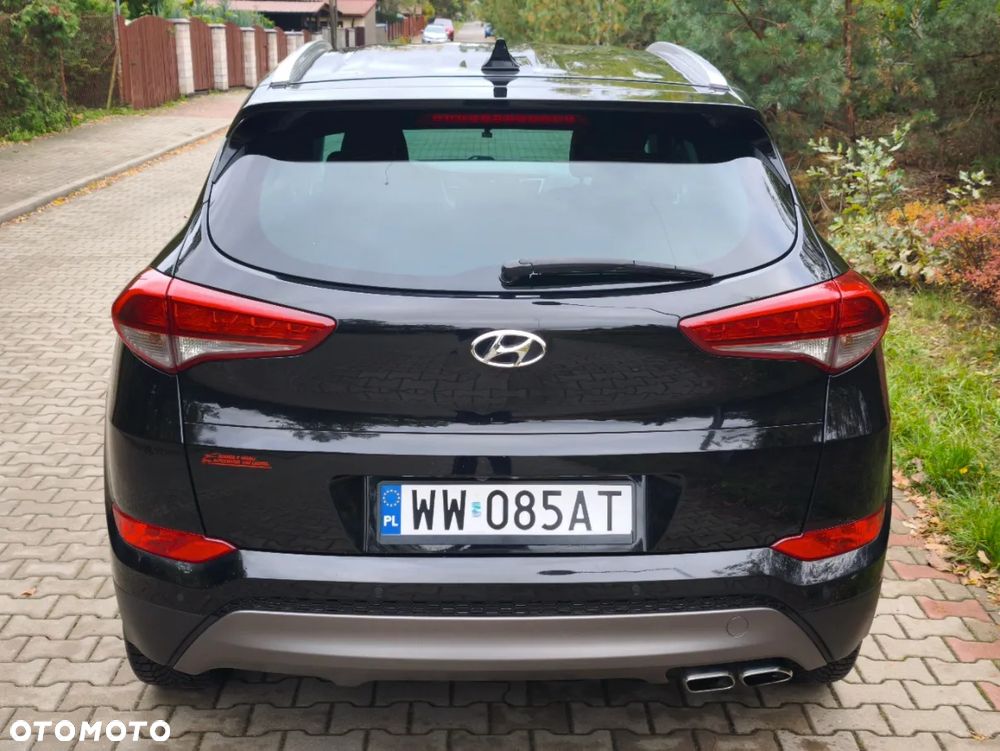 Hyundai Tucson 2.0 CRDI 4WD Automatik Style - 12