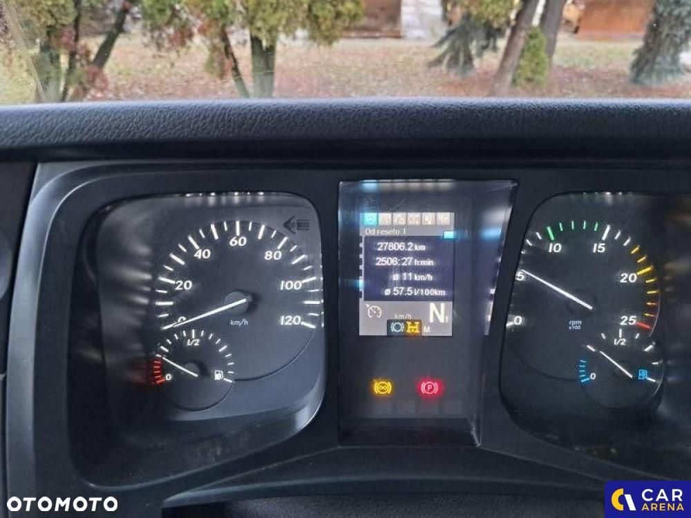 Mercedes-Benz Arocs - 21