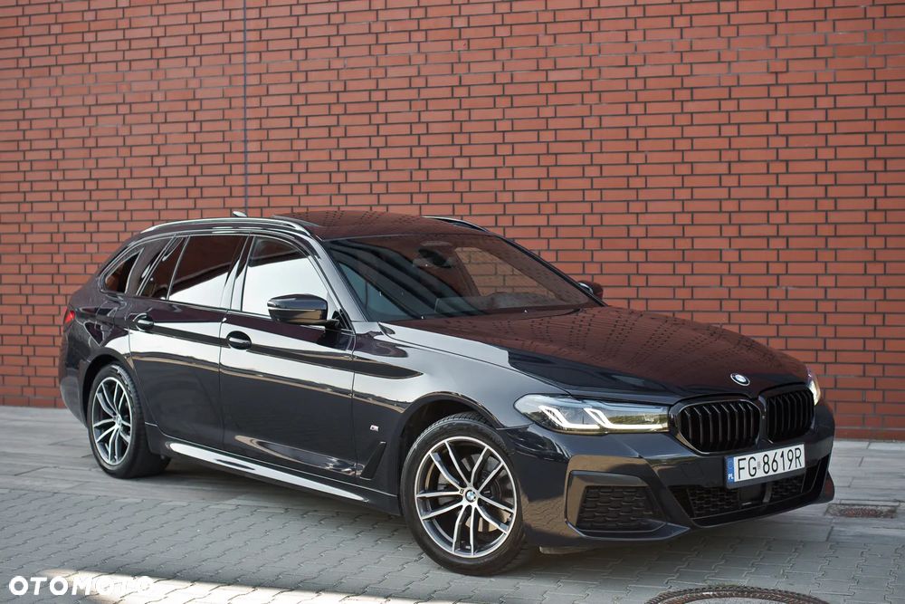 BMW Seria 5 520d M Sport Edition - 1