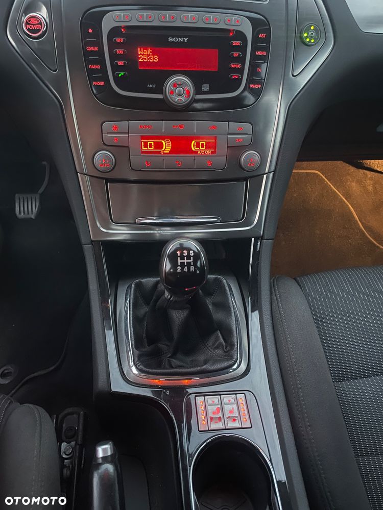 Ford Mondeo 2.0 Titanium X - 12