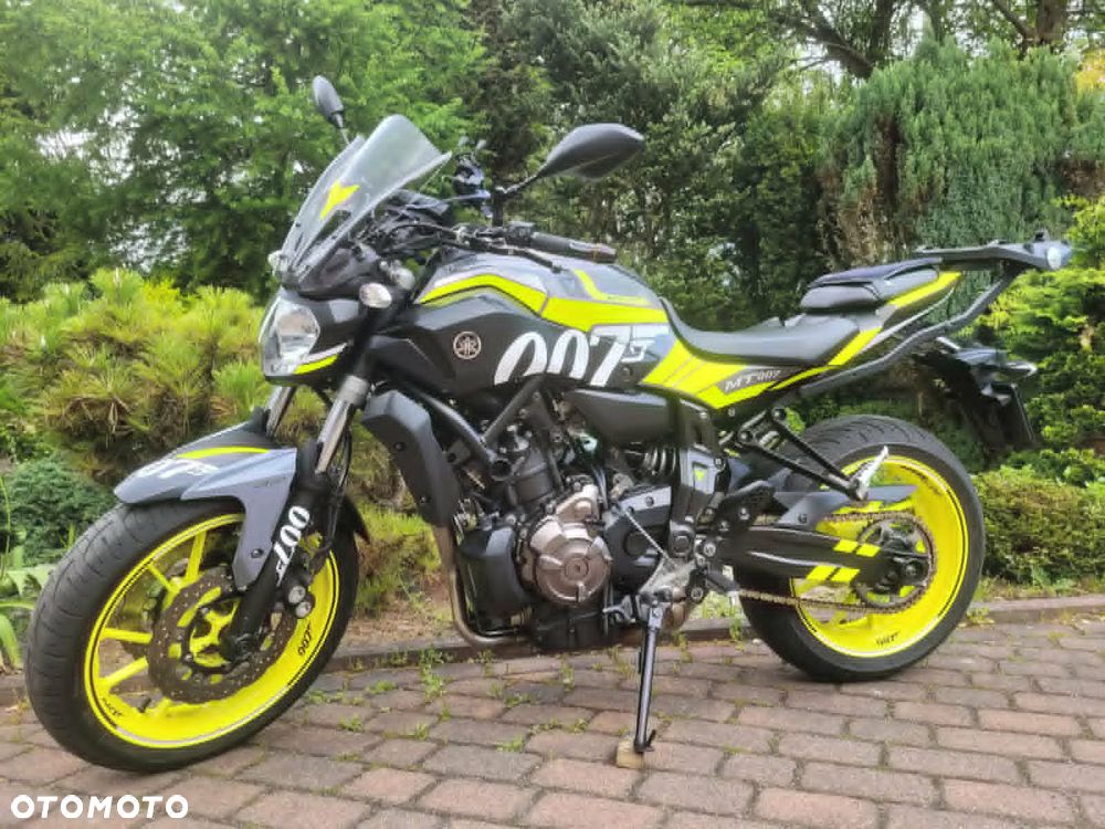 Yamaha MT - 1