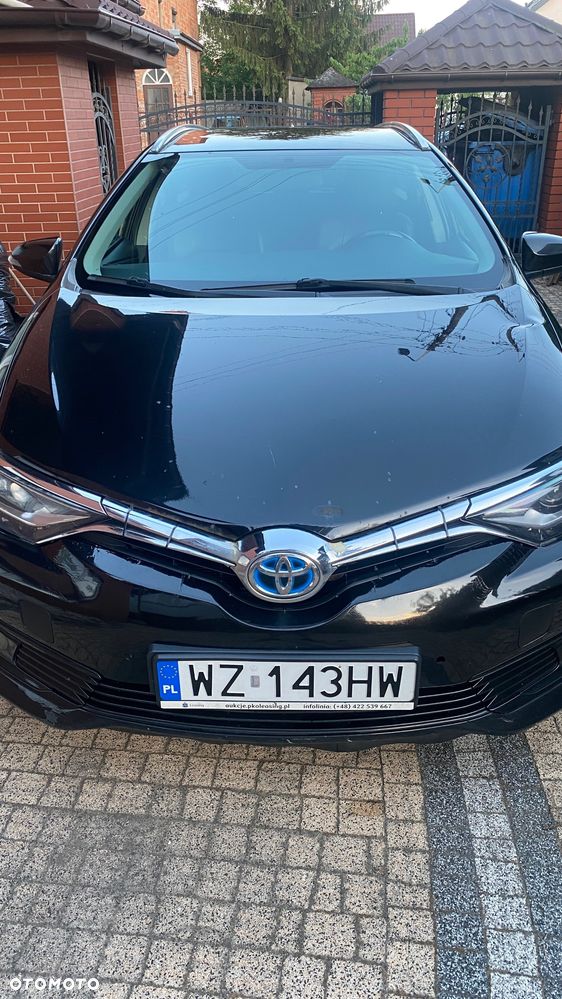 Toyota Auris Hybrid 135 Comfort - 1