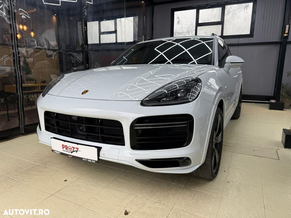Porsche Cayenne - 3