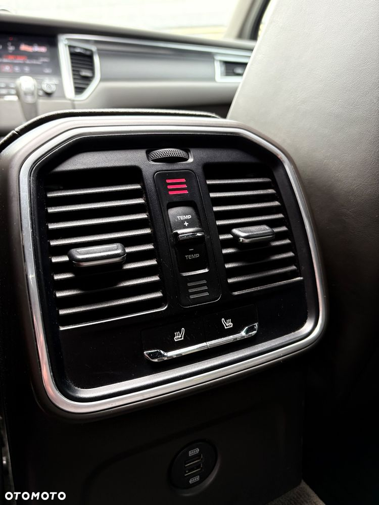 Porsche Macan - 20