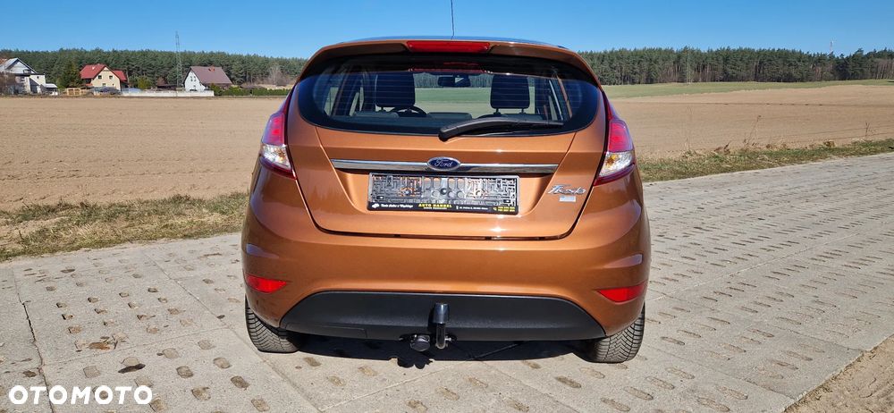 Ford Fiesta 1.0 Champions Edition - 14
