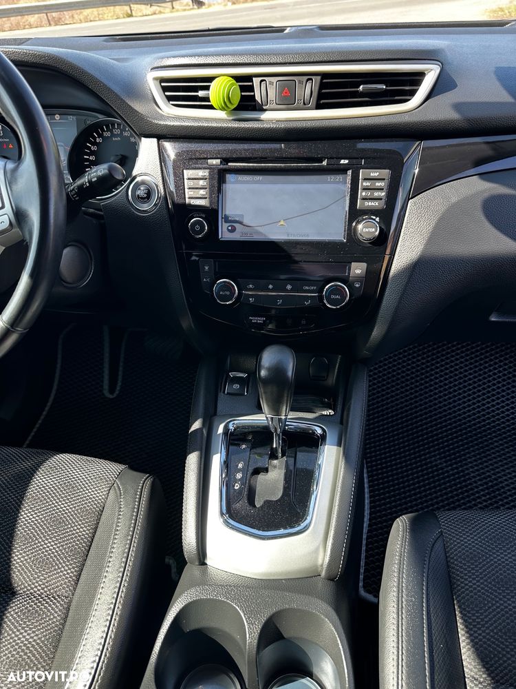Nissan Qashqai 1.6 DCI Xtronic TEKNA - 13