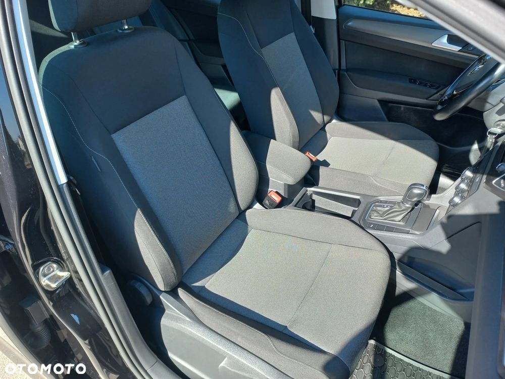 Volkswagen Golf Sportsvan 1.6 TDI BlueMotion Technology DSG Trendline - 27
