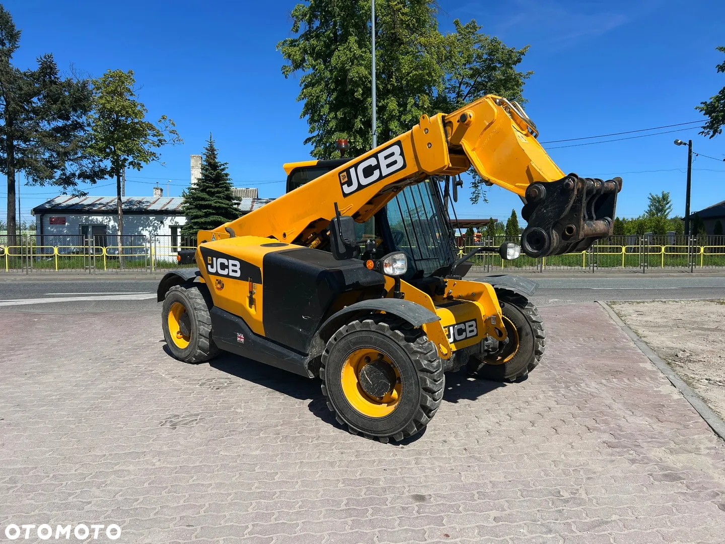 JCB 525-60 Hi-Viz - 2