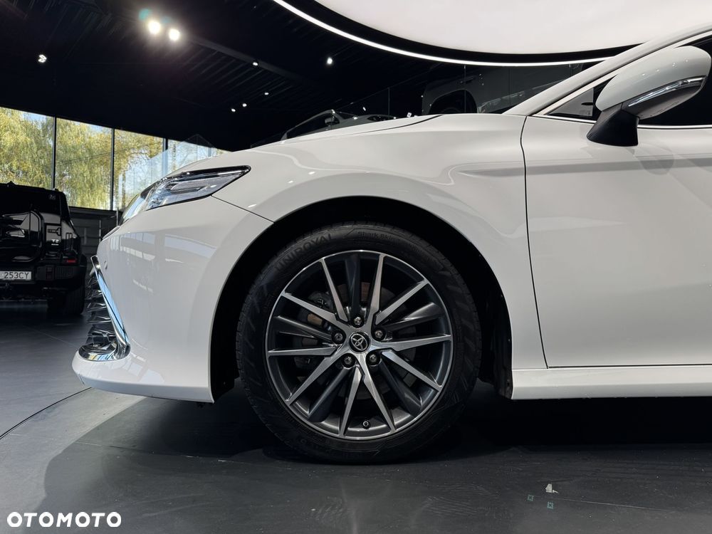 Toyota Camry 2.5 Hybrid Executive CVT - 20