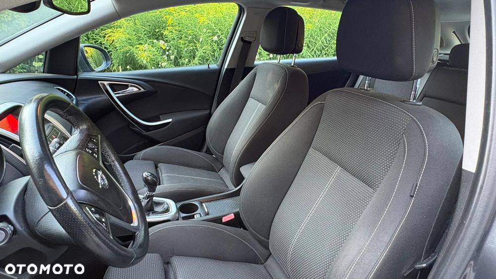 Opel Astra 1.4 Turbo Cosmo - 17
