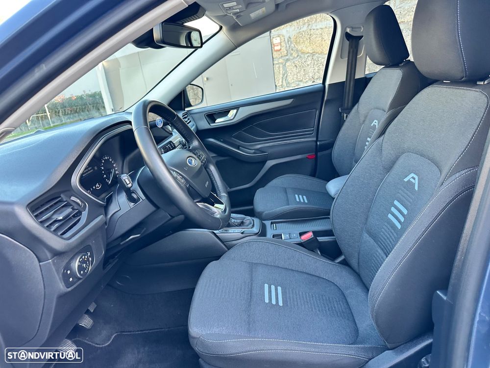 Ford Focus 1.0 EcoBoost MHEV Active X - 31