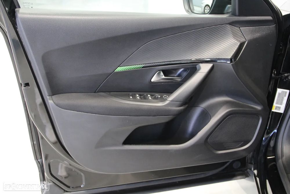 Peugeot 2008 1.2 PureTech Active Pack - 5