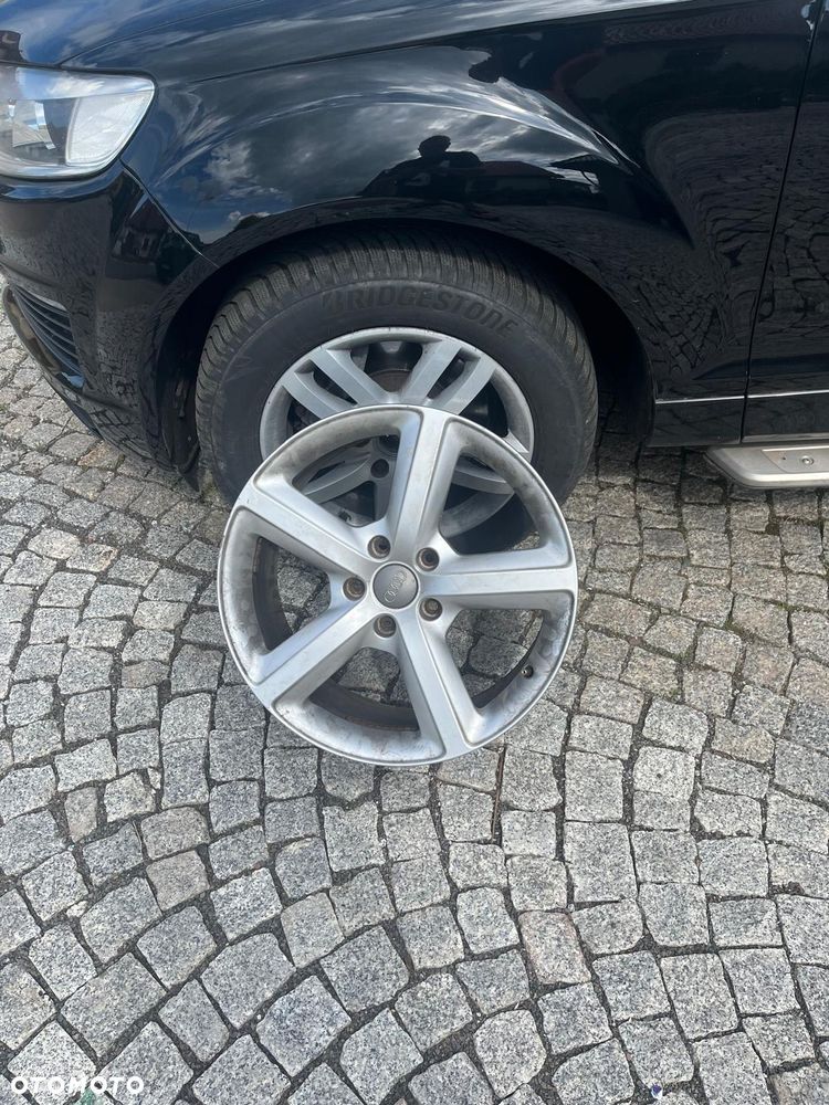 Audi Q7 - 12