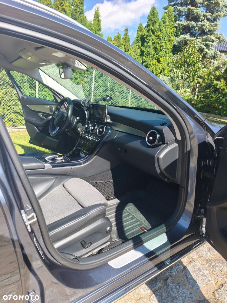 Mercedes-Benz Klasa C 220 (BlueTEC) d 7G-TRONIC Avantgarde - 7