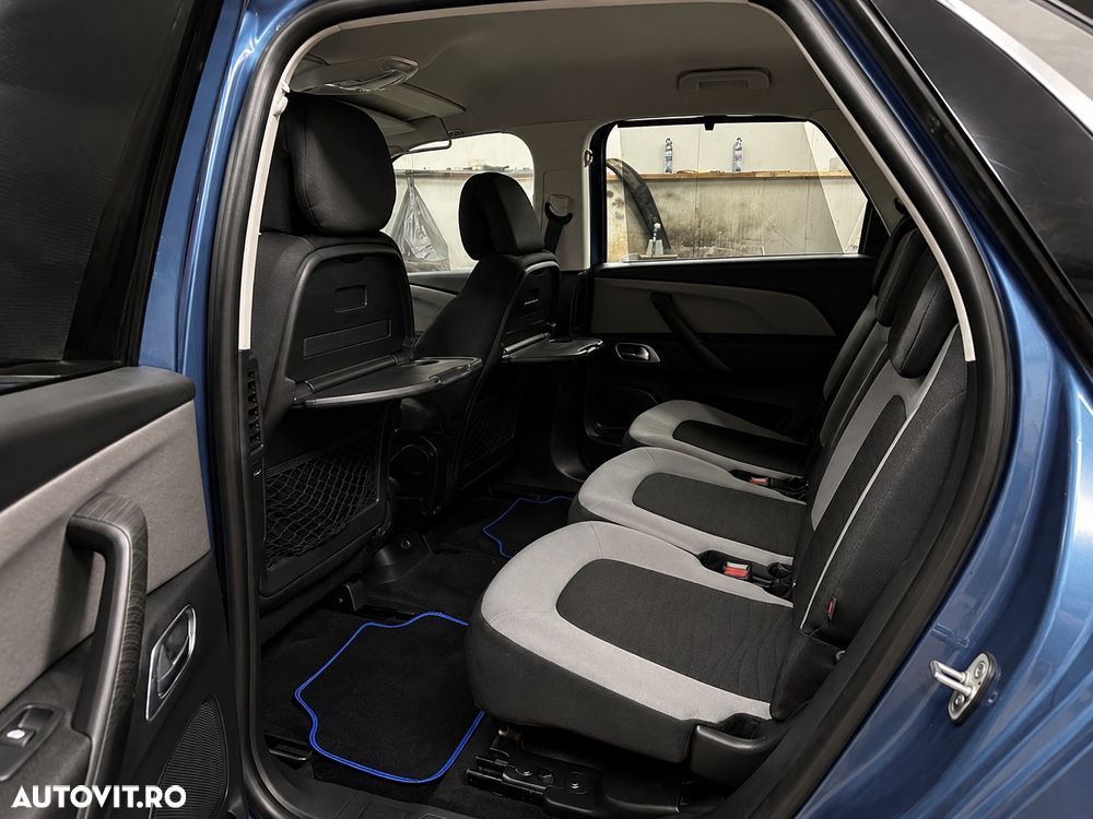 Citroën C4 Picasso - 8