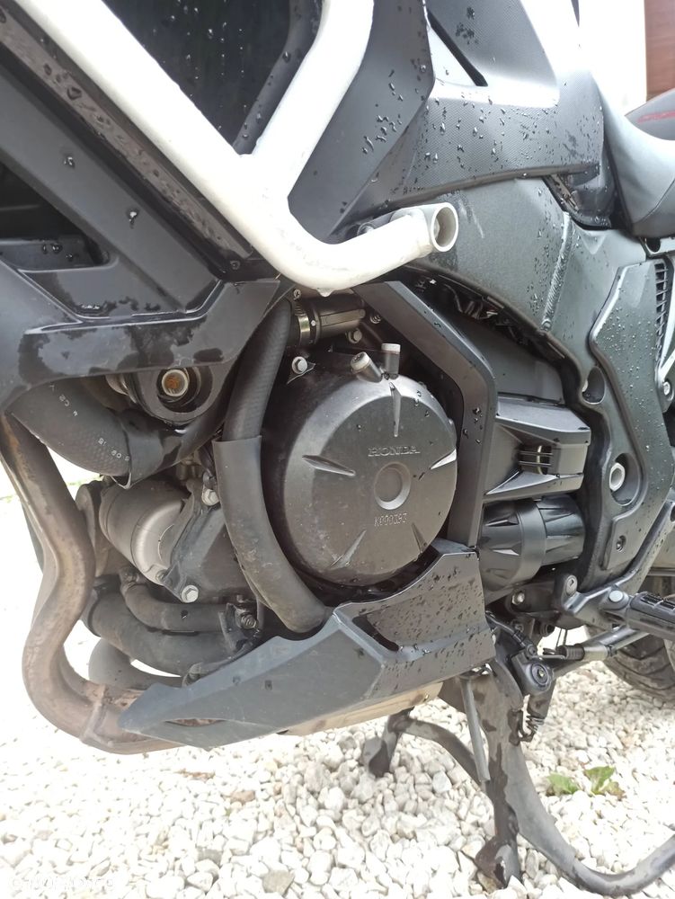Honda VFR - 10