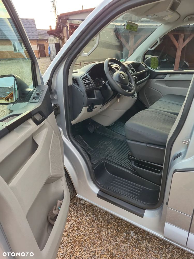 Volkswagen Transporter - 19