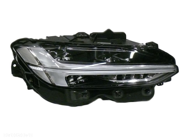 LAMPA PRZEDNIA PRAWA VOLVO S90 V90 2017 2021 LED FULL