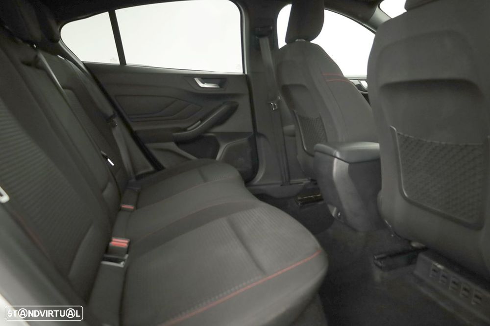 Ford Focus 1.0 EcoBoost MHEV ST-Line X Aut. - 21