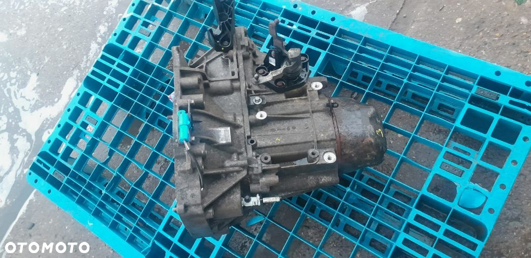 SKRZYNIA BIEGÓW RENAULT CLIO 3 III MODUS 1.2 BENZYNA 16V 75KM JH3 176 JH3 128 - 9