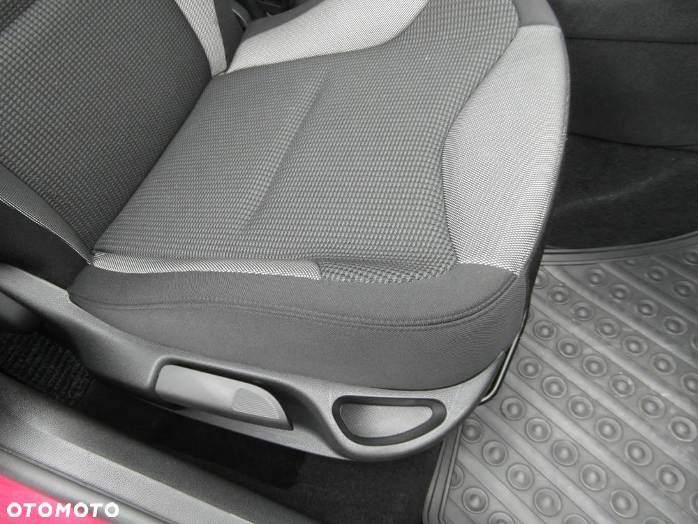 Peugeot 308 120 VTi Active - 19
