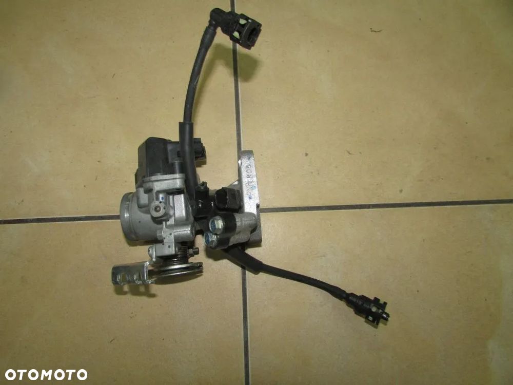 HONDA CB 125 GLR 15-18 przepustnica wtrysk tps - 1