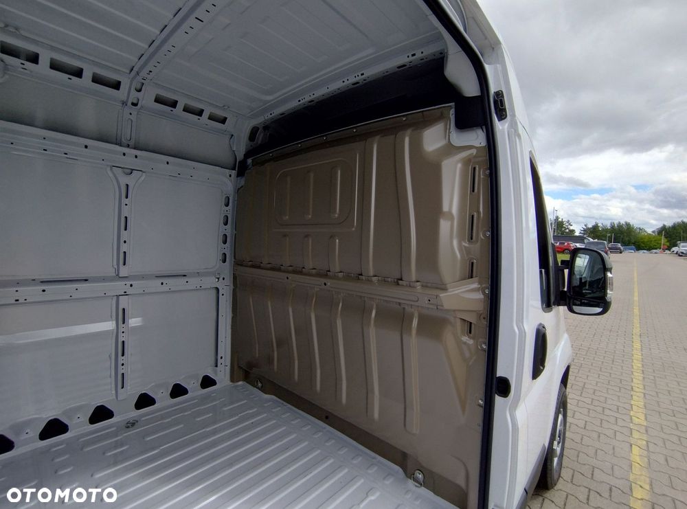 Opel movano Movano Furgon L3H2 2.2 Diesel 140KM MT6 Euro 6E DMC 3.3t 13m3 - 14