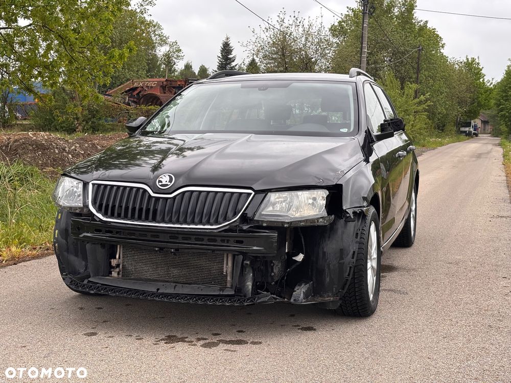 Skoda Octavia 1.6 TDI DPF DSG Ambition - 9