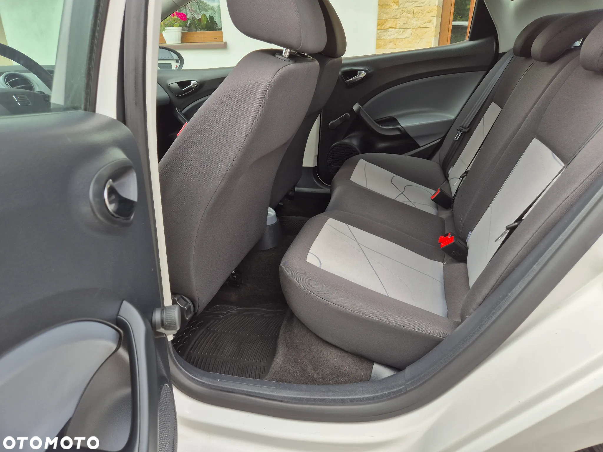 Seat Ibiza 1.4 16V Stylance - 19