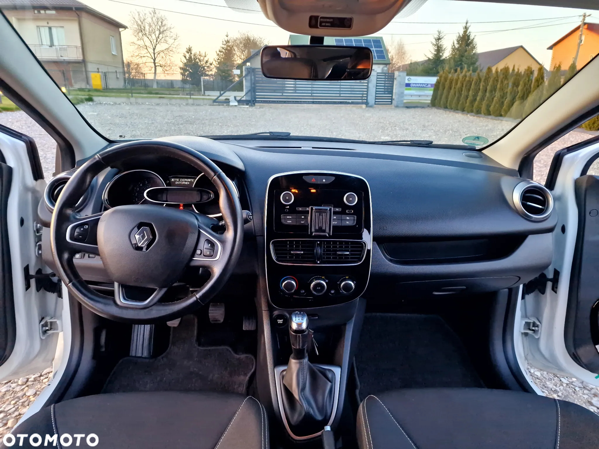 Renault Clio 1.2 16V Limited - 11