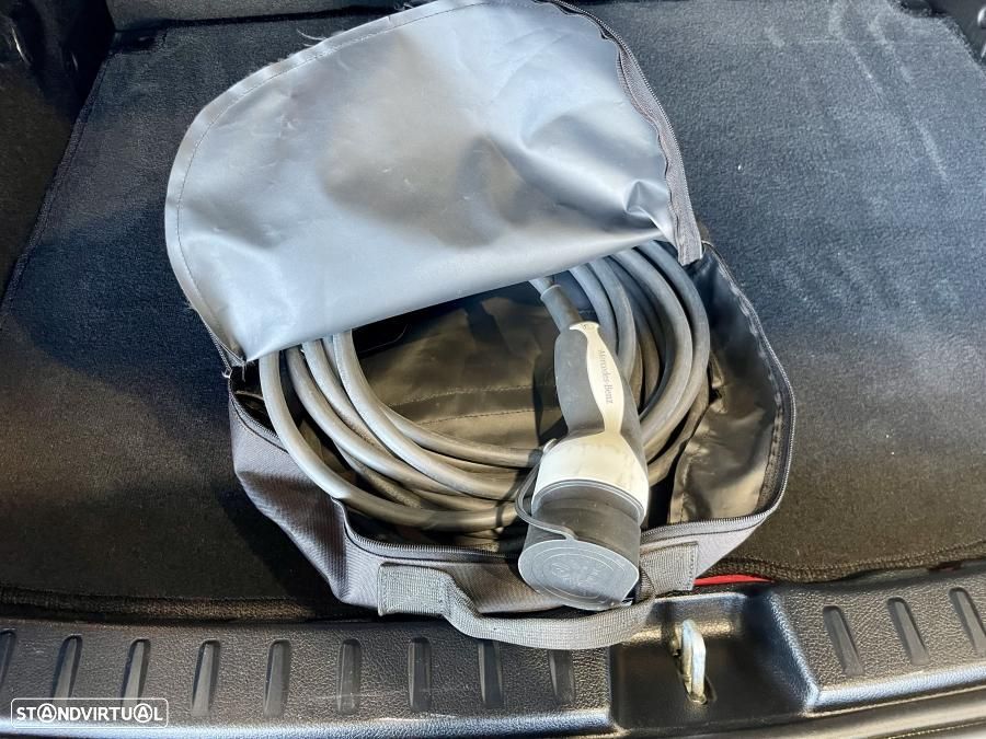 Mercedes-Benz GLA 250 e 8G-DCT Progressive - 46