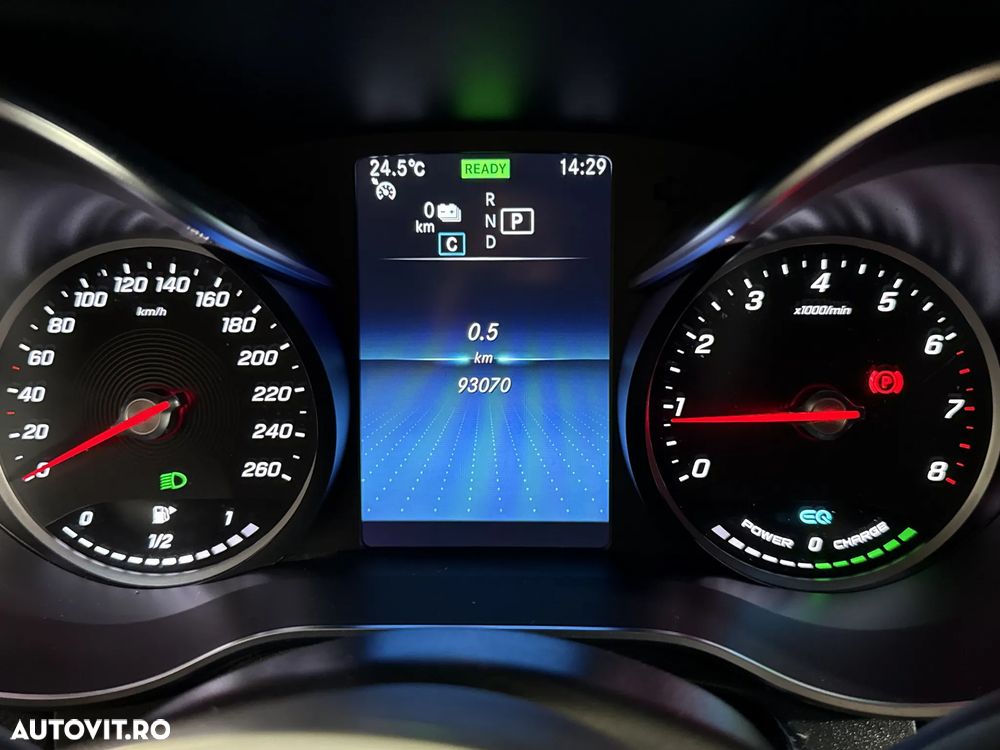 Mercedes-Benz GLC 300 e 4MATIC - 11