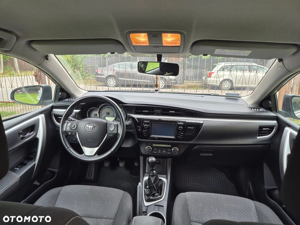 Toyota Corolla 1.6 Premium EU6 - 6