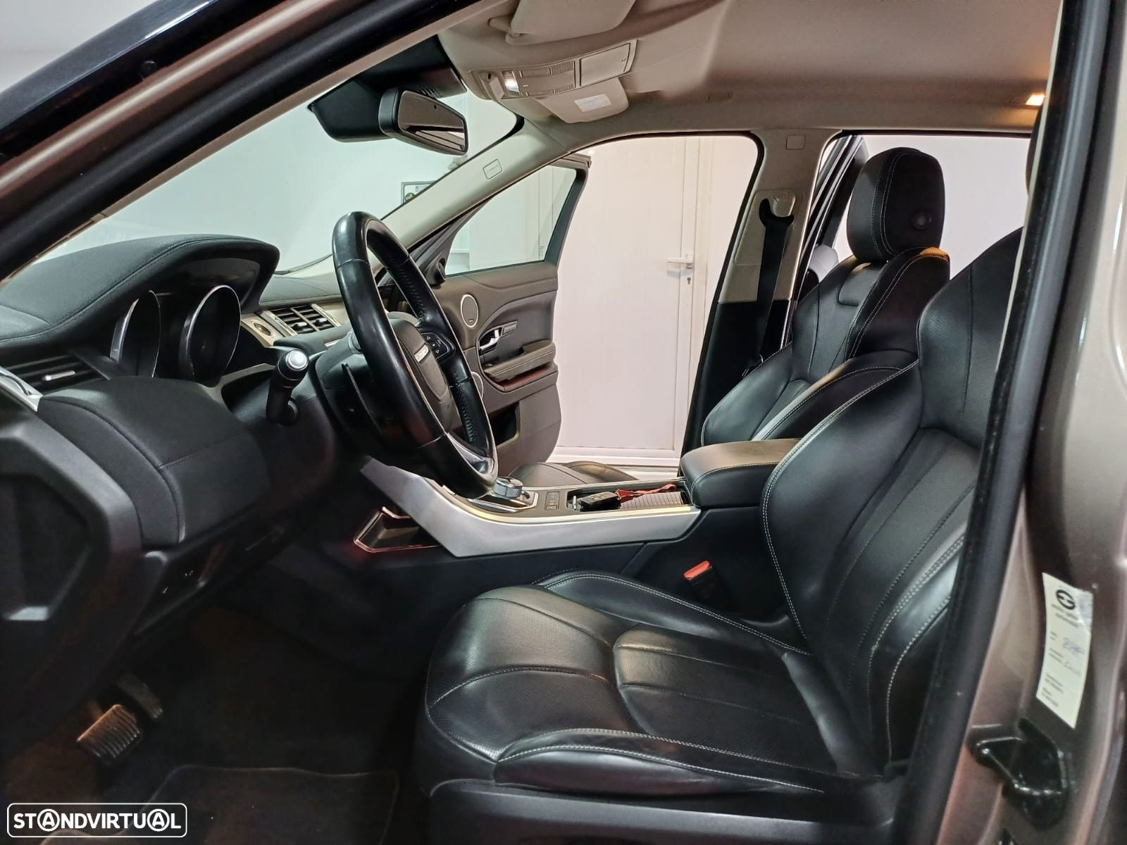 Land Rover Range Rover Evoque 2.0 Si4 HSE Dynamic - 9