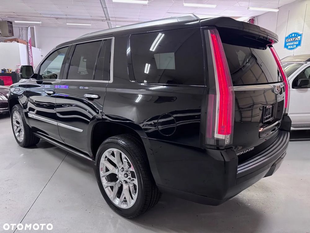 Cadillac Escalade 6.2 V8 AWD AT Platinum - 5