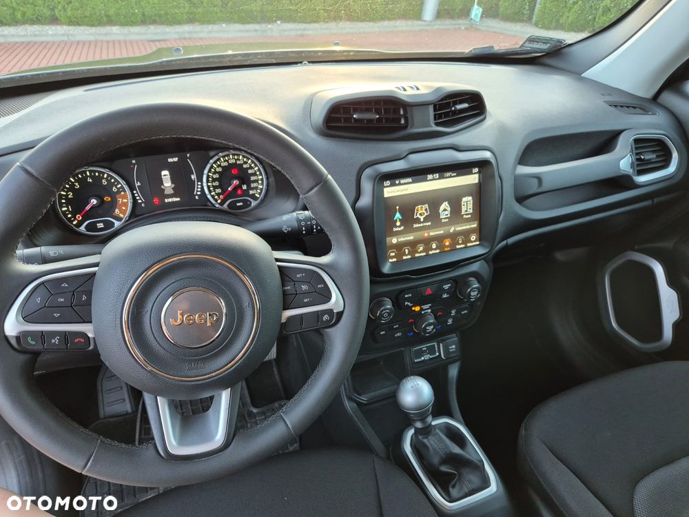 Jeep Renegade - 13