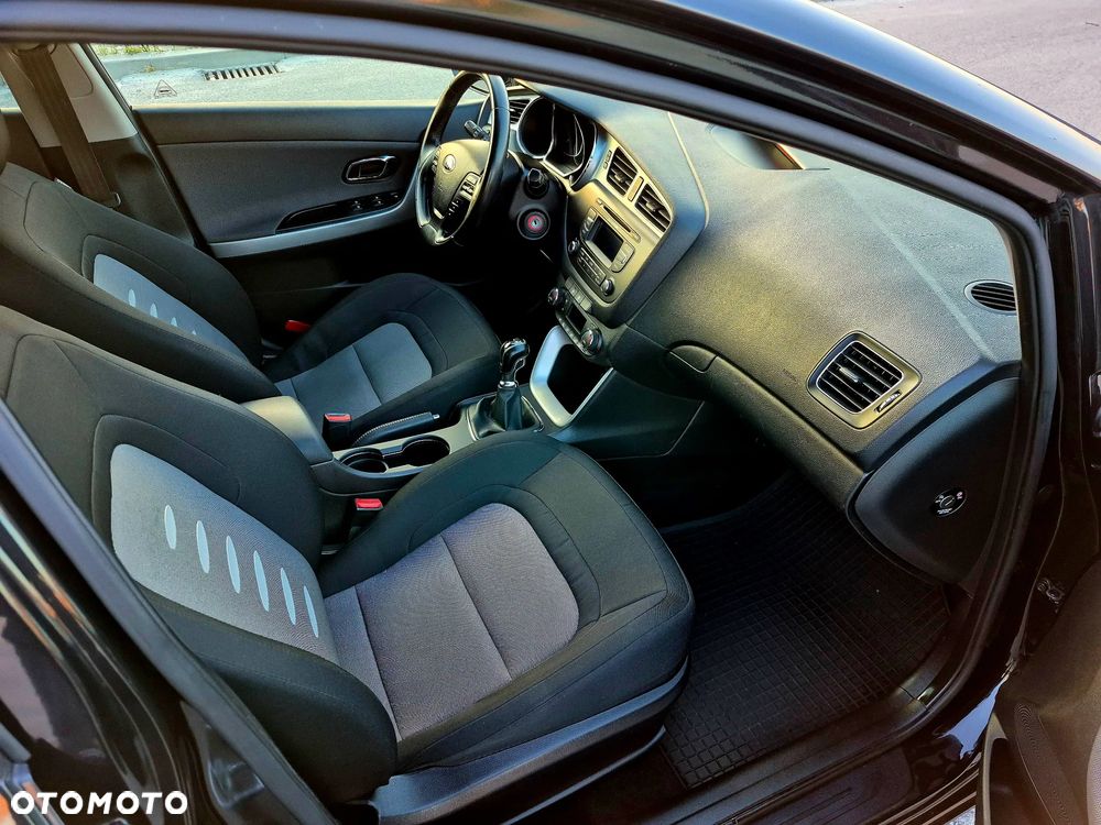 Kia Ceed 1.6 GDI L - 8