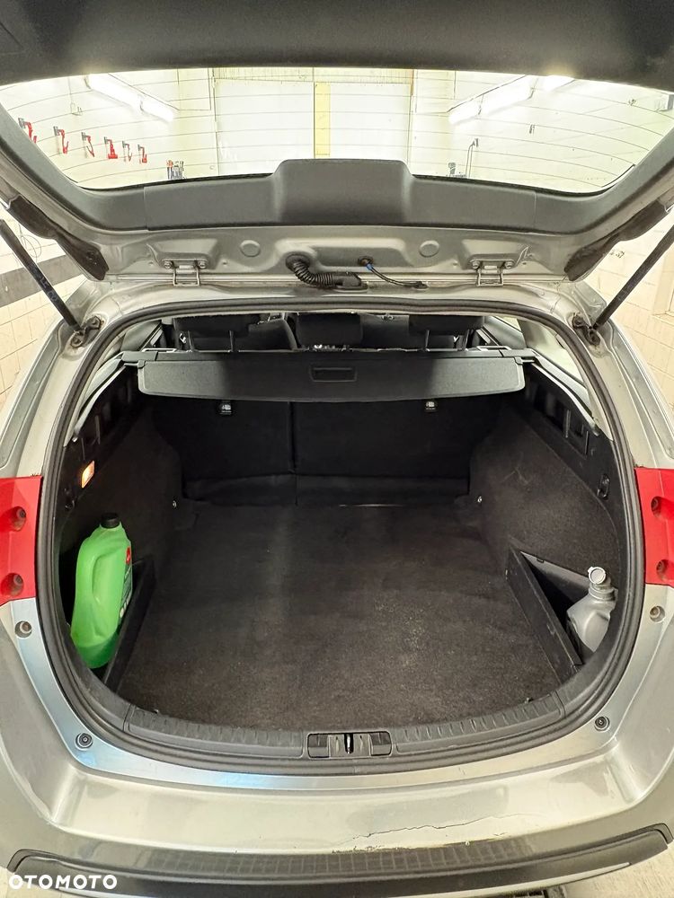Toyota Auris 1.6 Active - 16